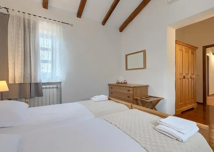 Alchemilla Vikendica