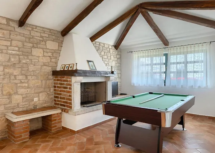 Alchemilla Vikendica *